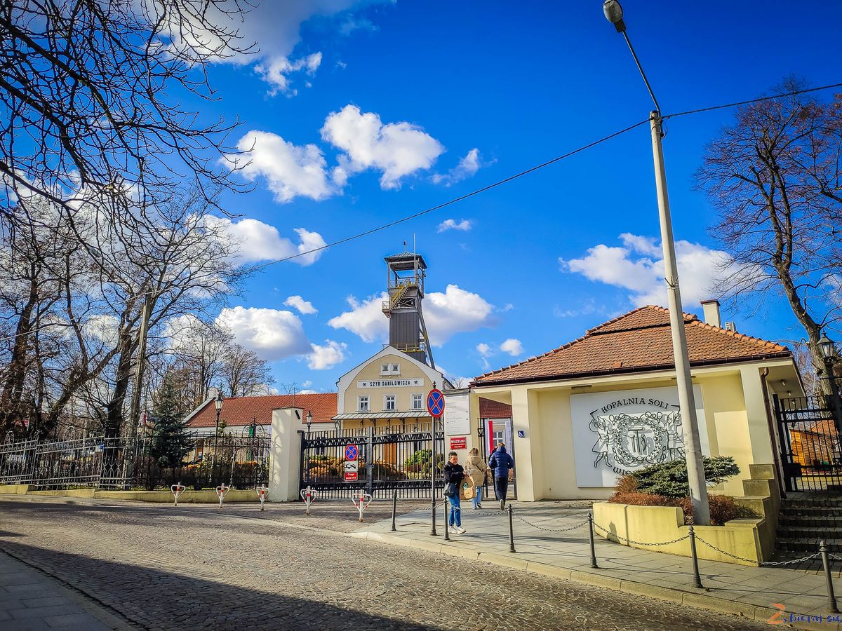 Szyb Daniłowicza Kopalnia Soli Wieliczka, kasy i wejście - Odkrywanie Solilandii trasa dla rodzin z dziecmi